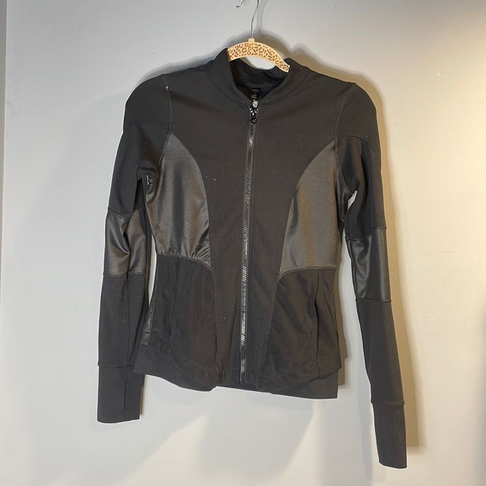 Black Zip Up Workout Jacket